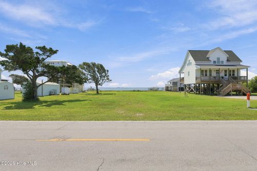 606 Island Rd, Harkers Island, NC, 28531-9602 | Card Image