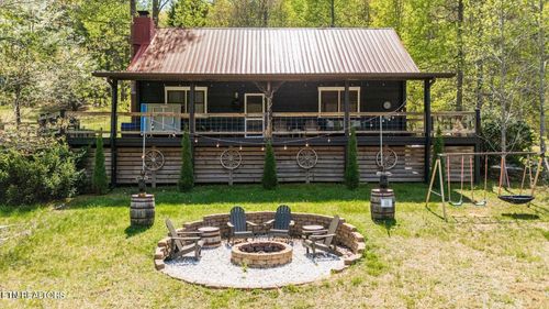 4065 Hickory Hollow Way, Sevierville, TN, 37862-8161 | Card Image