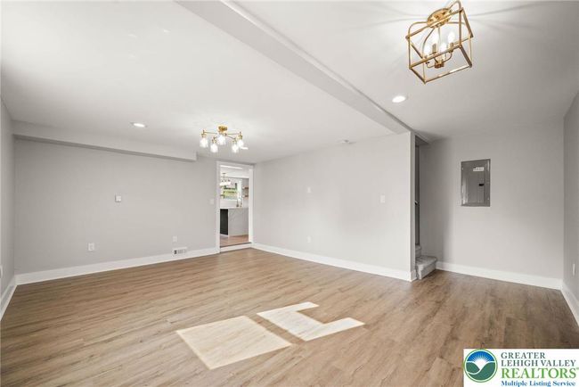 A - 8255 Mertztown Rd, Home with 6 bedrooms, 3 bathrooms and null parking in Alburtis PA | Image 5