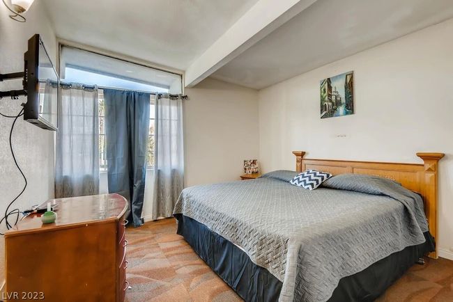 3847 S Eastern Ave, House other with 6 bedrooms, 3 bathrooms and null parking in Las Vegas NV | Image 17