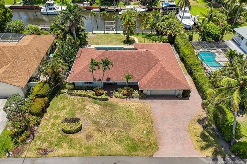 8318 Coconut St, Hobe Sound, FL, 33455-2911 | Card Image