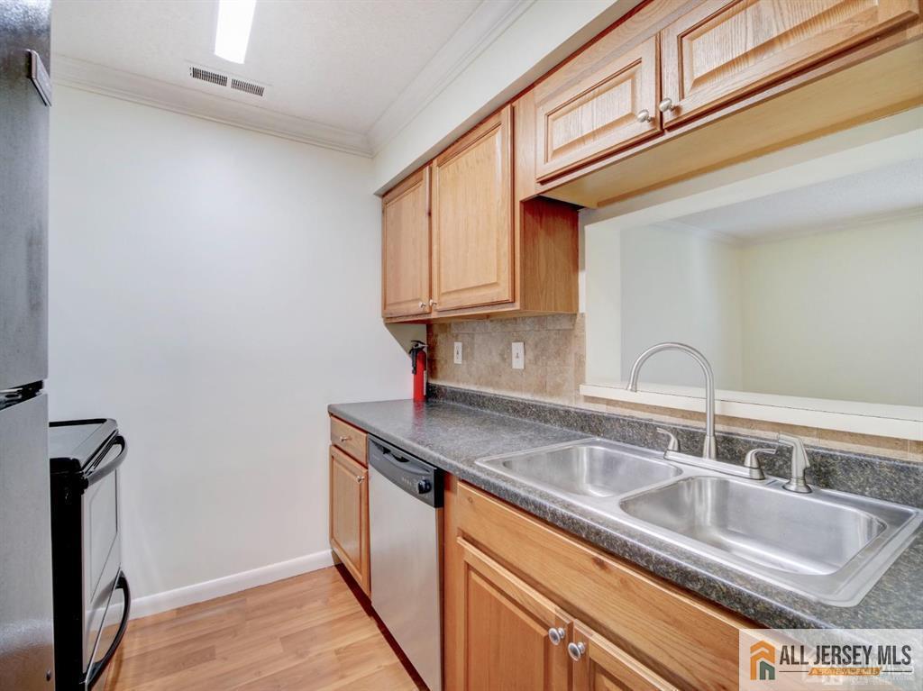 Residential Lease in Plainsboro 3