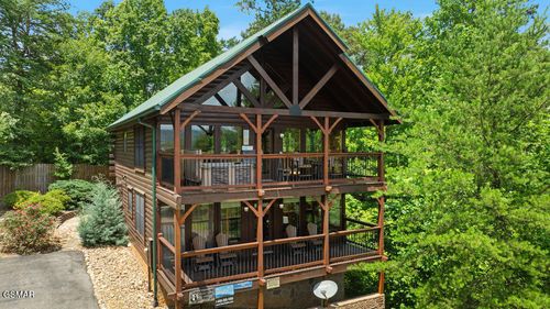 1435 Zachary Thomas Ln, Sevierville, TN, 37876-7510 | Card Image
