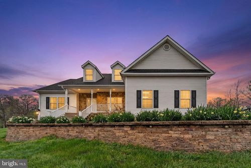 11518 John Marshall Hwy, MARKHAM, VA, 22643-1803 | Card Image