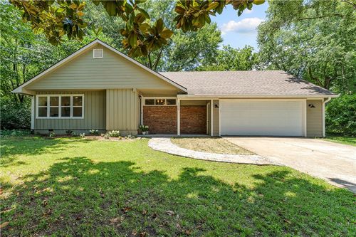 2325 N Gooseberry Ln, Fayetteville, AR, 72704-5626 | Card Image