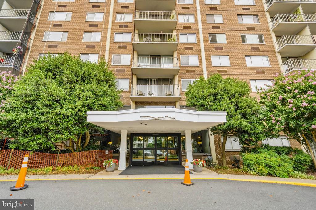 Residential in ALEXANDRIA 4