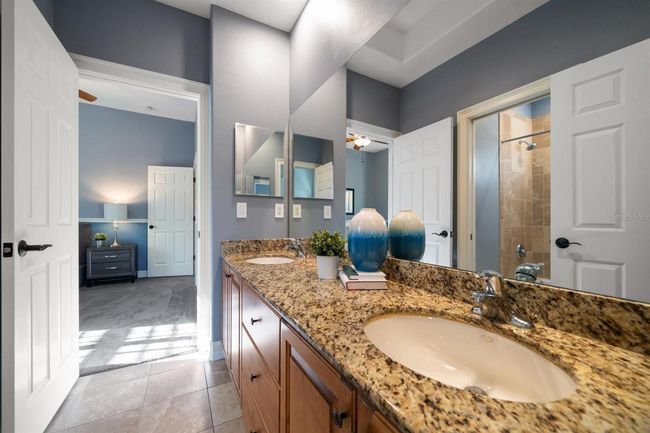 Jack N Jill Bathroom | Image 49