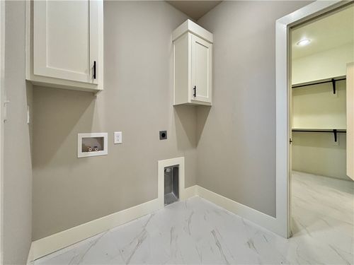 602 Oakley St, Pea Ridge, AR, 72751-2780 | Card Image