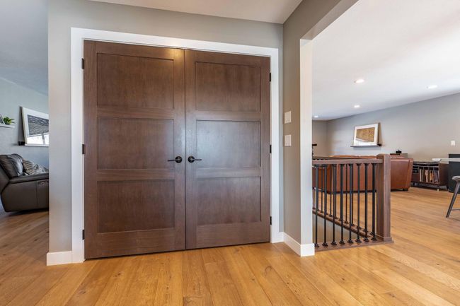 entry closet | Image 10