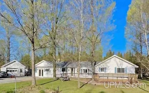 11827 T Road, Rapid River, MI, 49878 | Card Image