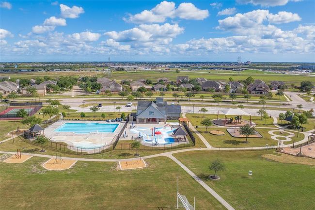 2619 American Ruby Dr, House other with 4 bedrooms, 2 bathrooms and 2 parking in Rosharon TX | Image 18