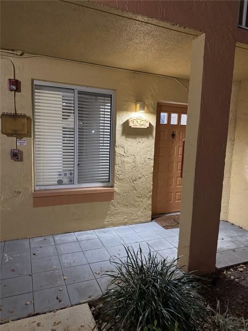 1094-1094 Coral Club Dr, Coral Springs, FL, 33071-5661 | Card Image