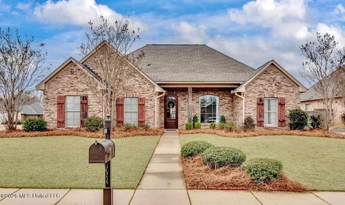 132 Hanover St, Madison, MS, 39110-6027 | Card Image