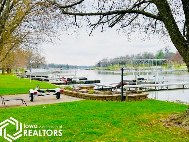 122 Horseshoe Dr, House other with 3 bedrooms, 3 bathrooms and null parking in Montezuma IA | Image 5