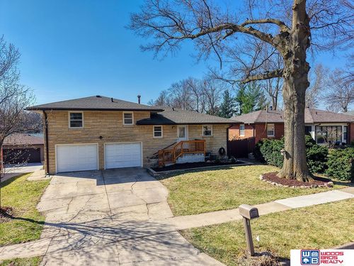 3345 Hillside Street, Lincoln, NE, 68506 | Card Image
