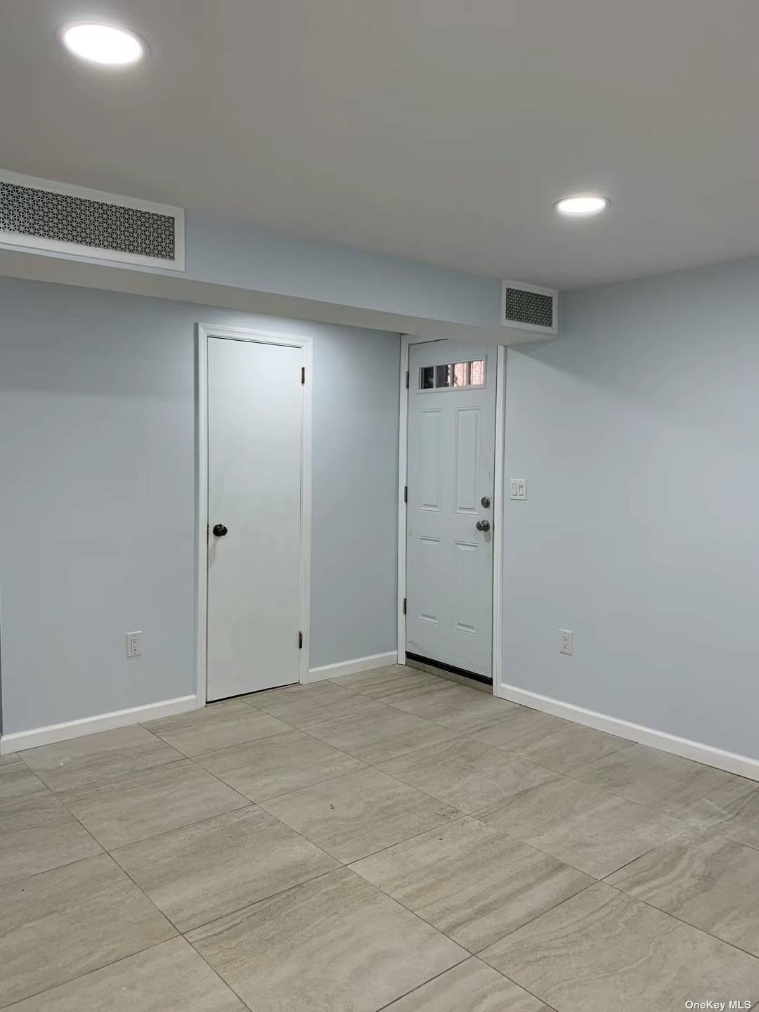 Avenue Y , Brooklyn, NY 11235