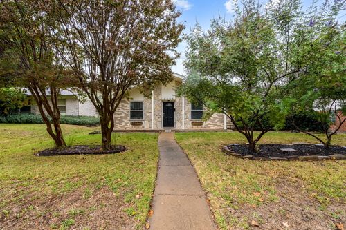 4105 Astoria St, Irving, TX, 75062-2978 | Card Image