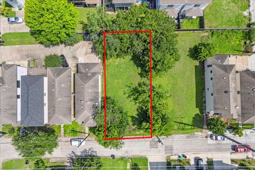 1106 Ruthven St, Houston, TX, 77019-5136 | Card Image