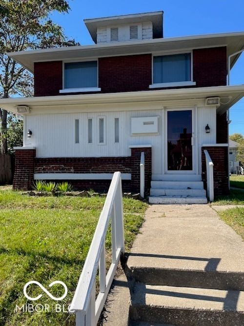 3010 N College Ave, Indianapolis, IN, 46205-4658 | Card Image