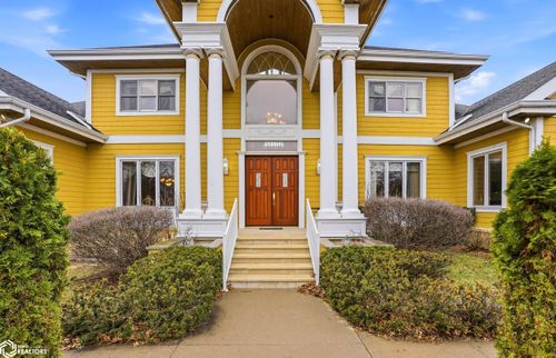 1105 Lakeview Dr, Fairfield, IA, 52556-9669 | Card Image