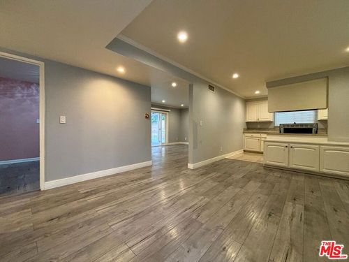 13047 Macneil St, Sylmar, CA, 91342-4917 | Card Image