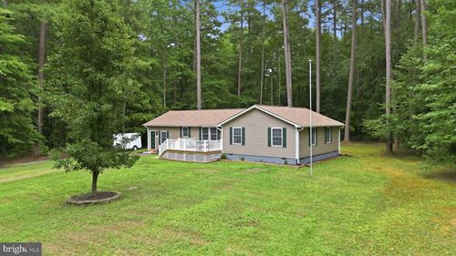 105 Pelican Way, Montross, VA, 22520-4043 | Card Image