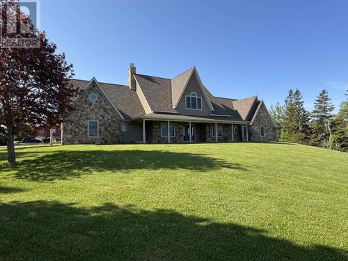 11125 Rte 6, Clinton, PE, C0B1M0 | Card Image