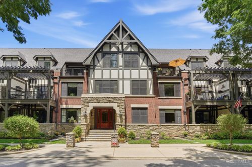 3942 Miami Rd, Cincinnati, OH, 45227-3738 | Card Image