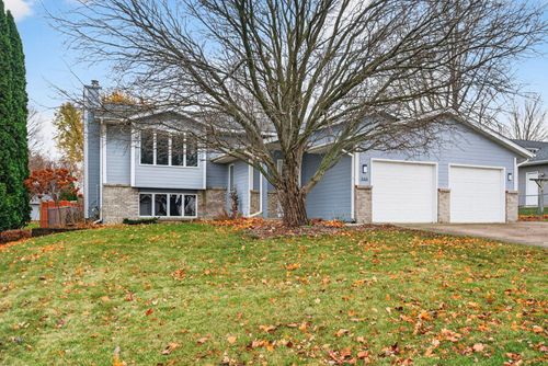 330 9th St Nw, Byron, MN, 55920-1366 | Card Image