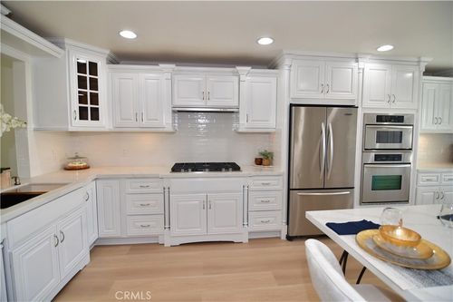 31 Columbus, Irvine, CA, 92620-3326 | Card Image