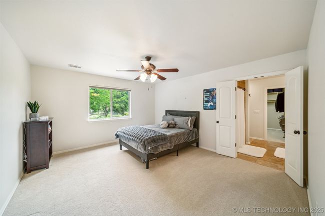 6922 Hackberry Rdg, House other with 5 bedrooms, 5 bathrooms and null parking in Owasso OK | Image 49