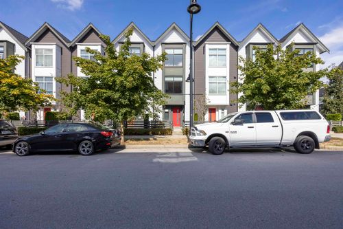 89-17555 57a Ave, Surrey, BC, V3S7V2 | Card Image