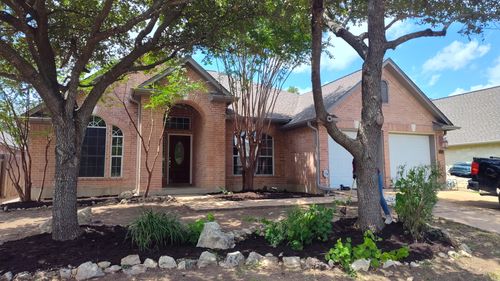 7303 Two Jacks Trl, Round Rock, TX, 78681-3452 | Card Image