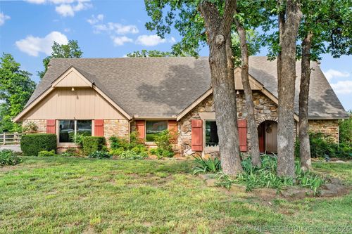2516 Mountain Rd, Bartlesville, OK, 74003-6929 | Card Image