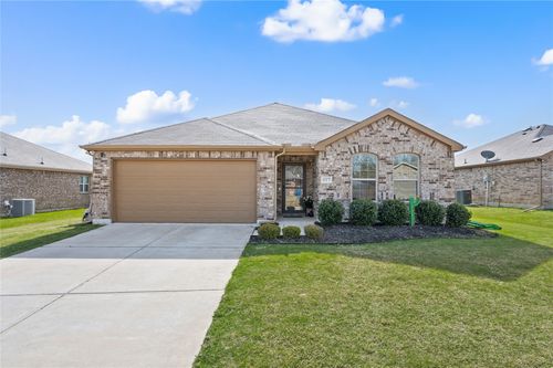 417 Highmeadow Dr, Aubrey, TX, 76227-1351 | Card Image