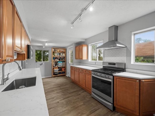 2706 Pioneer Ave, House other with 5 bedrooms, 2 bathrooms and 2 parking in Brookline PA | Image 10