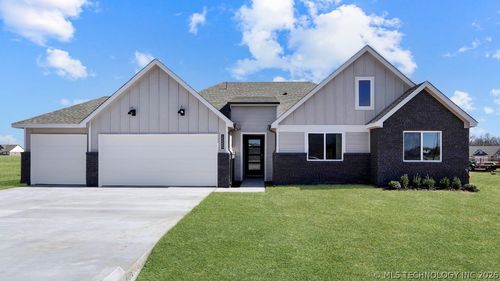 15555 S 36th East Ave, Bixby, OK, 74008-4475 | Card Image