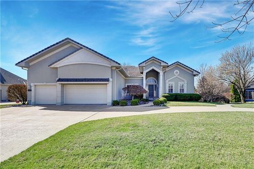 4989 W 150th Pl, Leawood, KS, 66224-3416 | Card Image