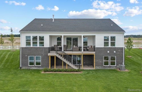 1554 Firefly Trl, Milford, MI, 48381-4824 | Card Image