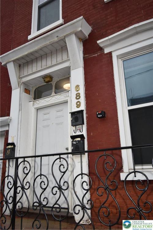 689 Ferry Street, EASTON, PA, 18042 | Card Image