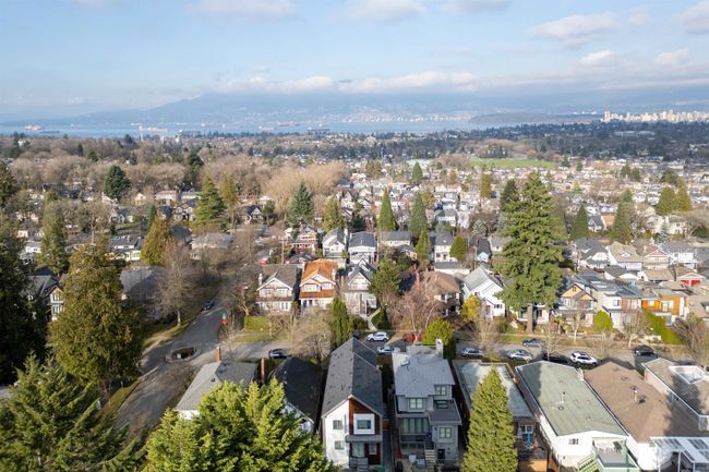 3172 W 26 Th Avenue, Home with 5 bedrooms, 3 bathrooms and 2 parking in Vancouver BC | Image 29