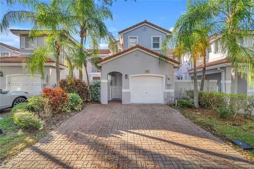 1450 Weeping Willow Way, Hollywood, FL, 33019-4855 | Card Image
