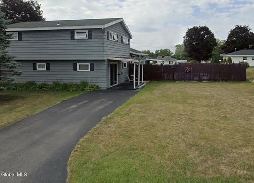2-4 University Place, Amsterdam, NY, 12010 | Card Image