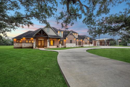 1255 Bronco Trl, Angleton, TX, 77515-7495 | Card Image