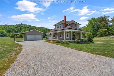 6690 Pond Creek Road, House other with 3 bedrooms, 1 bathrooms and null parking in Belleville WV | Image 1