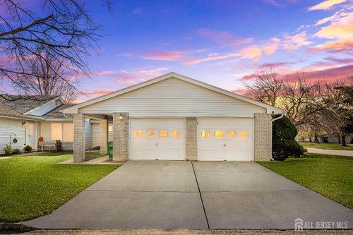 b-801 Pompton Rd, Monroe, NJ, 08831 | Card Image