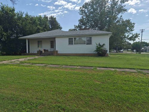 205 E Lost St, Lincoln, KS, 67455-2011 | Card Image