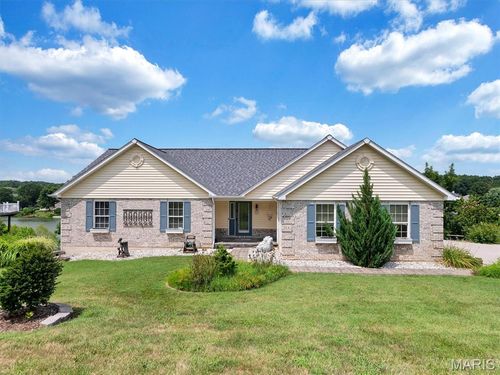 827 Bridgewater Xing, Villa Ridge, MO, 63089-2043 | Card Image