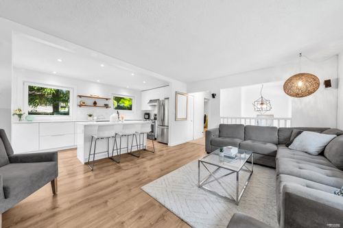 35365 Selkirk Ave, Abbotsford, BC, V2S8L1 | Card Image