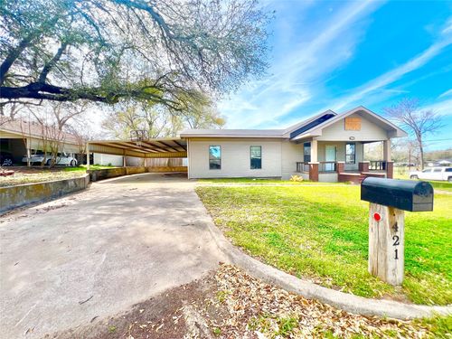 421 N 9th Ave, Teague, TX, 75860-1211 | Card Image
